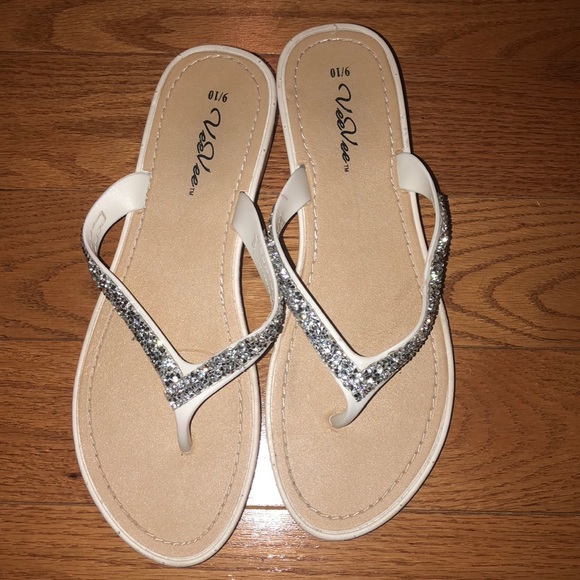 Shoes - White foam wedge shimmery sandals